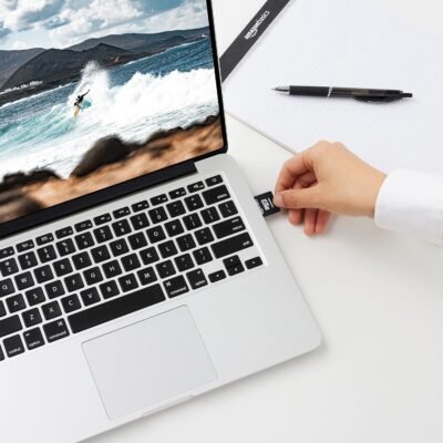 81GKJ3384XL._AC_SL1500_.jpg Amazon Basics Micro SDXC Memory Card with Full Size Adapter, A2, U3, Read Speed up to 100 MB/s, 128 GB, Black