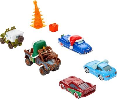 Mattel Disney Pixar Cars Toy Multipack, Set of 5 Winter-Themed Vehicles Including an Exclusive Lightning McQueen & 2 Plastic Accessories (Amazon Exclusive)